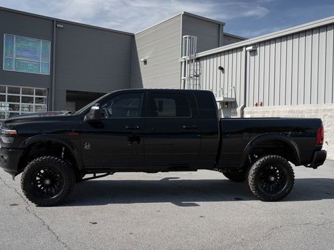 New 2026 RAM 2500 Laramie w/ Night Edition AWD/4WD image 14