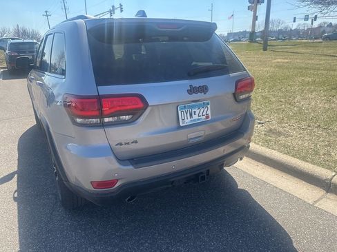 Used 2020 Jeep Grand Cherokee Trailhawk w/ Trailhawk Luxury Group image 9