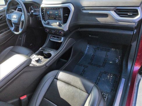 Used 2023 GMC Acadia SLT image 22