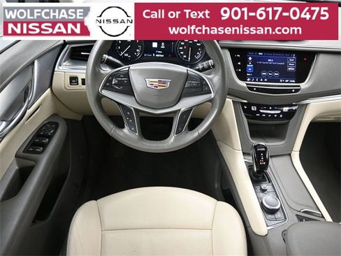 Used 2023 Cadillac XT5 Premium Luxury w/ Technology Package image 12