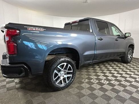 Used 2020 Chevrolet Silverado 1500 LT Trail Boss AWD/4WD image 3