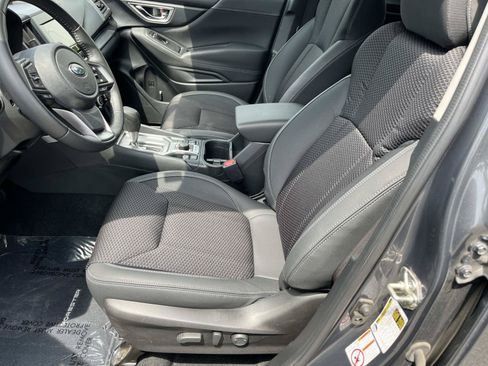 Used 2020 Subaru Forester Premium AWD/4WD image 22