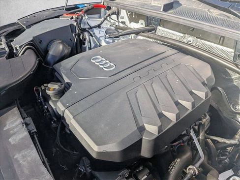 Used 2022 Audi Q5 2.0T Premium Plus image 22