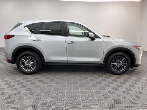 Used 2020 MAZDA CX-5 Touring FWD image 6