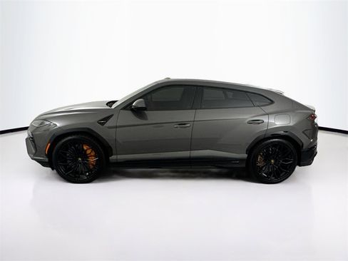 Used 2025 Lamborghini Urus SE image 8