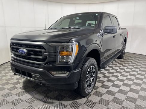 Used 2021 Ford F150 XLT w/ Equipment Group 302A High image 4