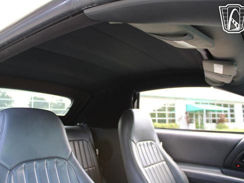 Used 1997 Chevrolet Camaro Z28 image 19