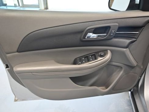 Used 2015 Chevrolet Malibu LT w/ Power Convenience Package FWD image 25