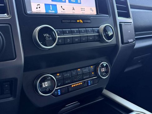 Used 2019 Ford Expedition Max Platinum AWD/4WD image 11