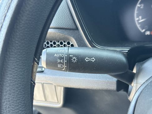Used 2025 Honda CR-V LX image 33