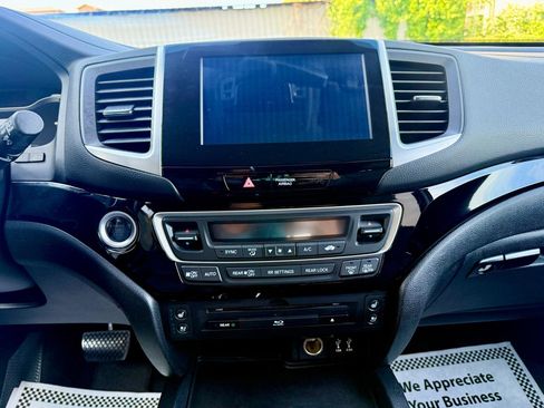 Used 2016 Honda Pilot Elite image 24