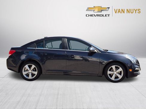 Used 2015 Chevrolet Cruze LT FWD image 4