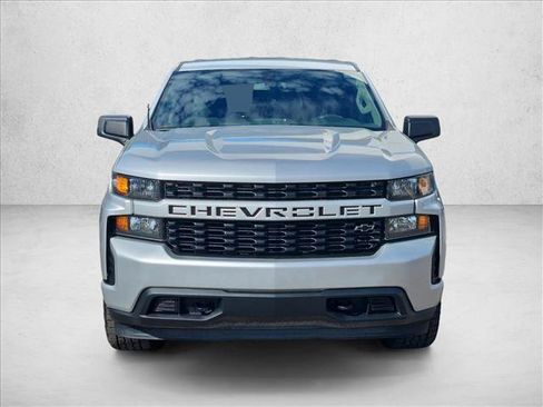 Used 2019 Chevrolet Silverado 1500 Custom w/ Trailering Package RWD image 3