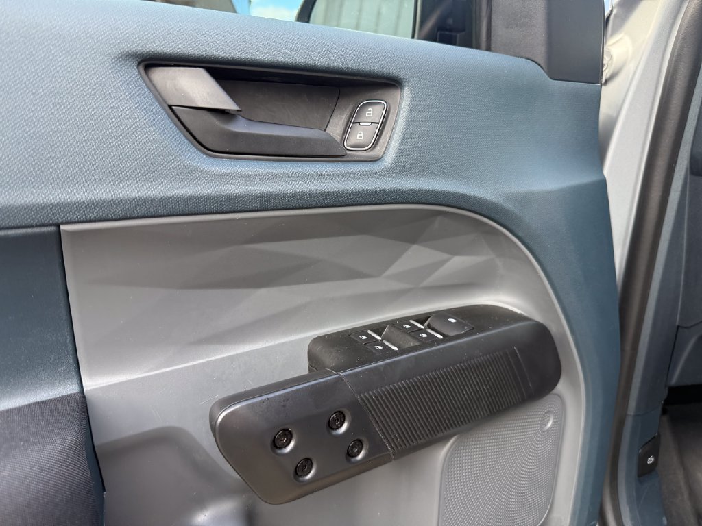 Used 2022 Ford Maverick XL FWD image 15