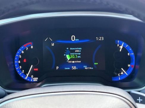 Used 2022 Toyota Corolla XSE image 9