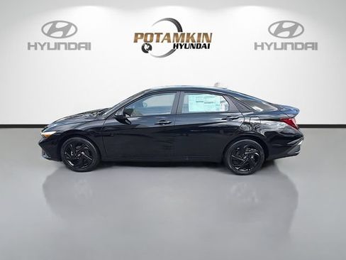 Certified 2026 Hyundai Elantra Sport FWD image 8