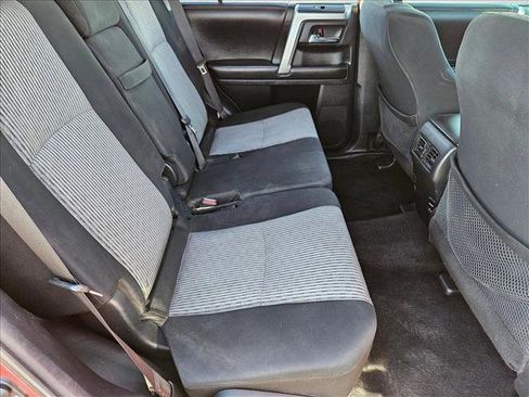 Used 2016 Toyota 4Runner SR5 image 21