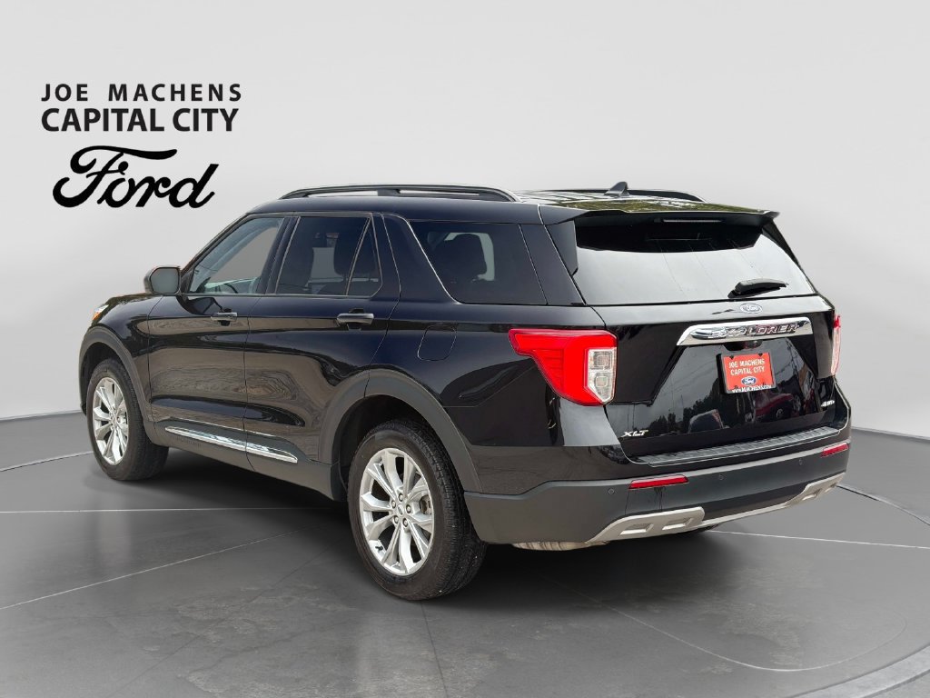 Used 2023 Ford Explorer XLT w/ Equipment Group 202A AWD/4WD image 7