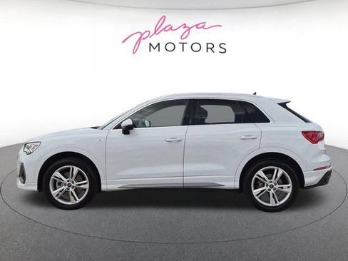 Certified 2024 Audi Q3 2.0T Premium w/ Convenience Package AWD/4WD image 8