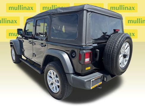 Used 2023 Jeep Wrangler Unlimited Sport AWD/4WD image 8