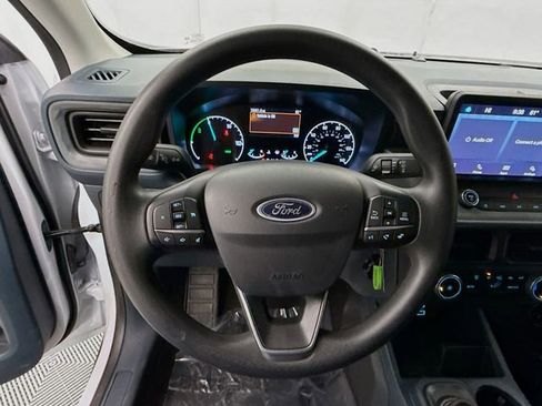 Used 2024 Ford Maverick XL image 11