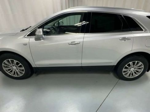 Used 2017 Cadillac XT5 Luxury w/ Driver Awareness Package image 5