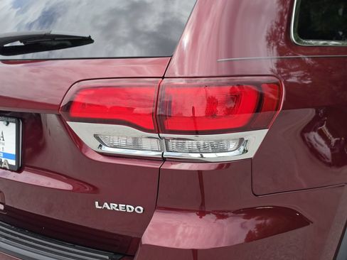 Used 2022 Jeep Grand Cherokee Laredo X RWD image 8
