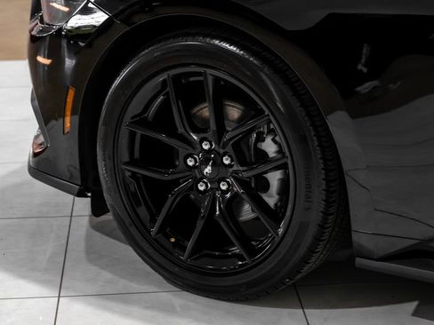 Used 2025 Ford Mustang Premium image 46