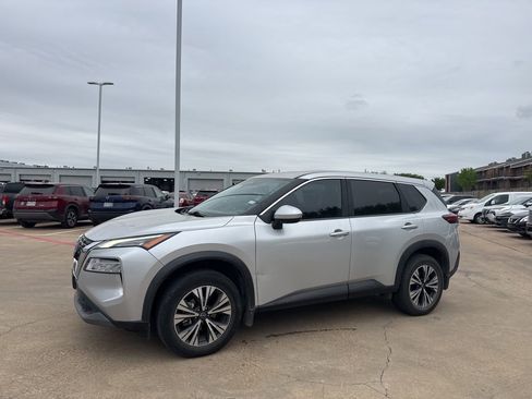 Certified 2023 Nissan Rogue SV image 10