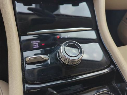 Used 2022 Jeep Grand Cherokee Limited AWD/4WD image 6