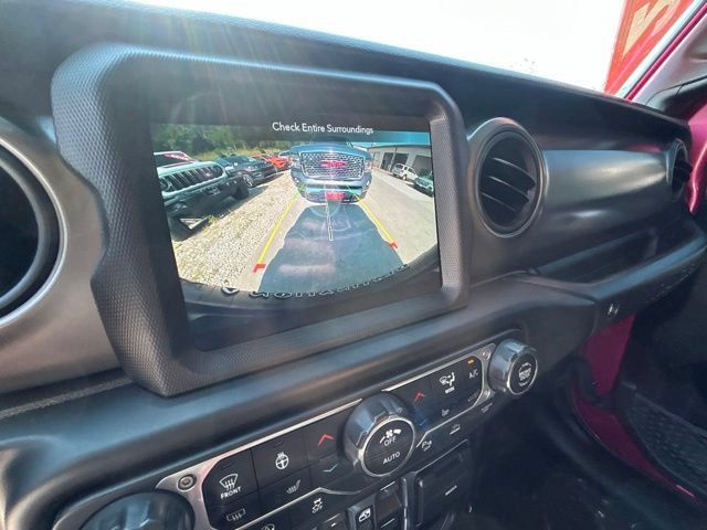 Used 2021 Jeep Wrangler Unlimited Sport AWD/4WD image 24