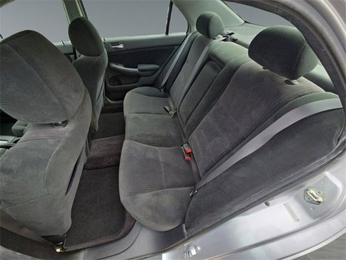 Used 2004 Honda Accord LX image 17
