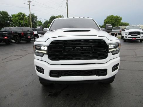 Used 2023 RAM 2500 Limited AWD/4WD image 15