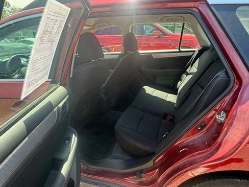Used 2017 Subaru Outback 2.5i AWD/4WD image 8