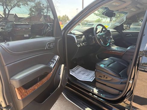 Used 2017 Chevrolet Tahoe Premier AWD/4WD image 11