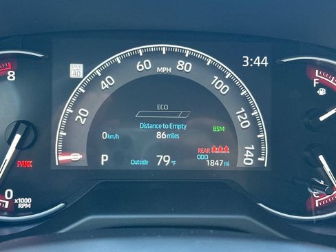 Certified 2025 Toyota RAV4 XLE FWD image 25