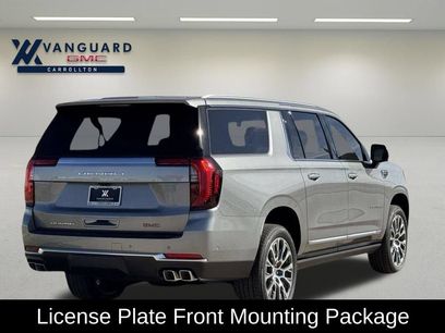 New 2026 GMC Yukon XL Denali w/ Sun & Power Step Package