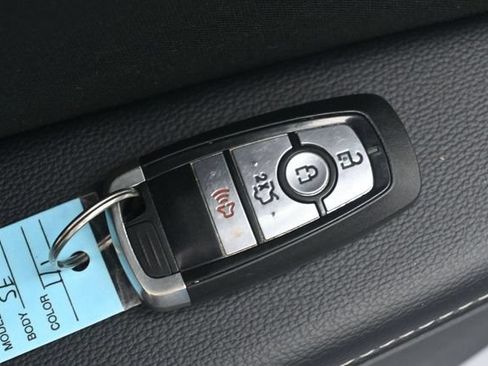 Certified 2020 Ford Fusion SE FWD image 38