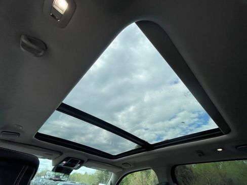 New 2026 RAM 1500 Tungsten AWD/4WD image 8