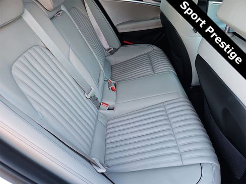 Used 2023 Genesis G70 2.0T w/ Sport Prestige Package image 17