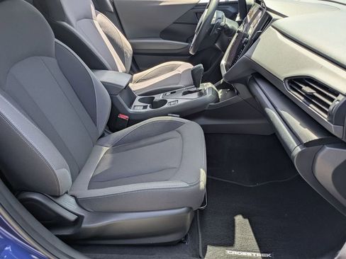 Used 2025 Subaru Crosstrek 2.0i Premium AWD/4WD image 27
