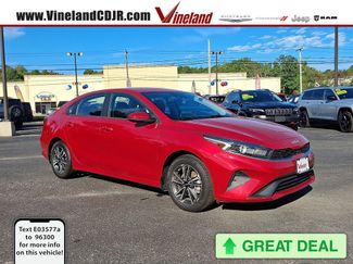 Used 2022 Kia Forte LXS video 1