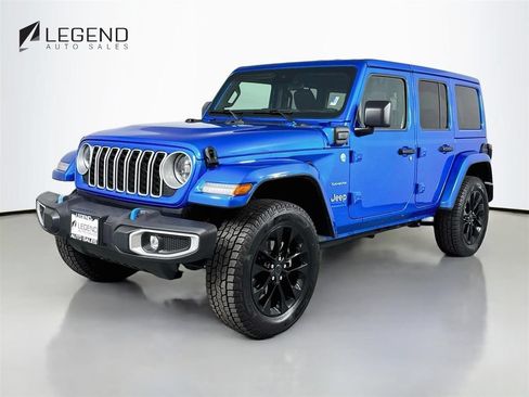 Used 2024 Jeep Wrangler Unlimited Sahara AWD/4WD image 1