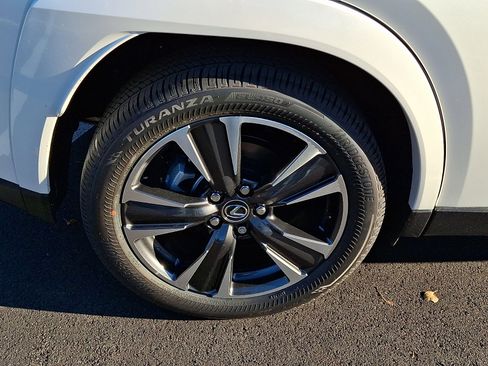 New 2025 Lexus UX 300h AWD image 5