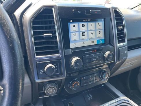 Used 2016 Ford F150 XLT w/ Equipment Group 302A Luxury AWD/4WD image 22