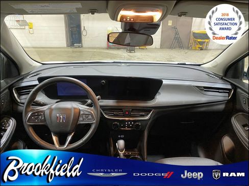 Used 2025 Buick Encore GX Preferred image 13