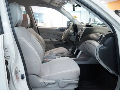 Used 2013 Subaru Forester 2.5X AWD/4WD image 24