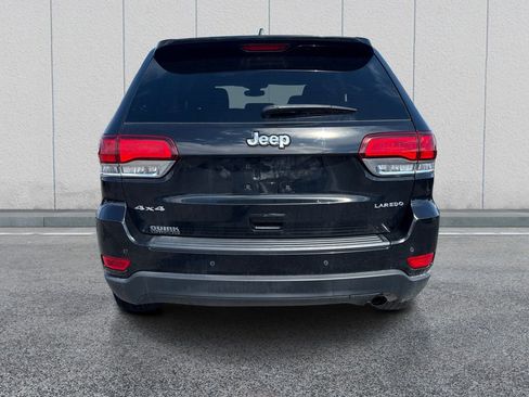 Used 2022 Jeep Grand Cherokee Laredo E image 6