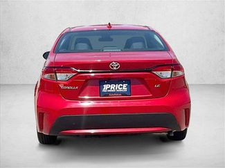 Used 2021 Toyota Corolla LE FWD video 4