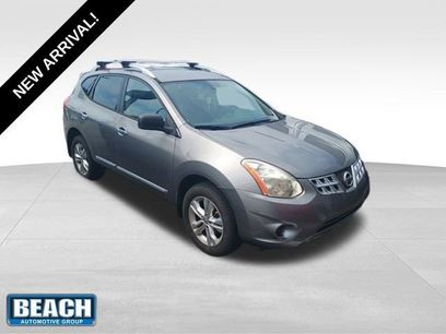 Used 2015 Nissan Rogue S w/ Convenience Package